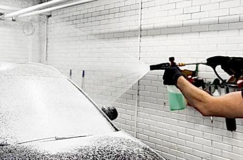 Snow-Foam-at-Amercian-Carwash-Islington